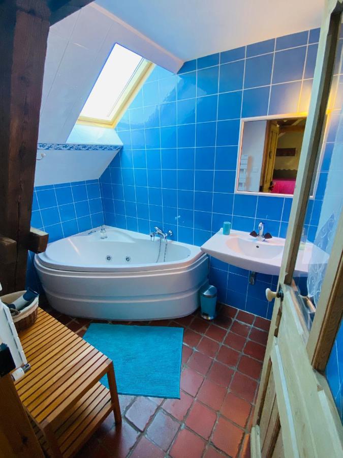 Bed and Breakfast Ferme De Montecouvez Crèvecoeur-sur-lʼEscaut Zewnętrze zdjęcie